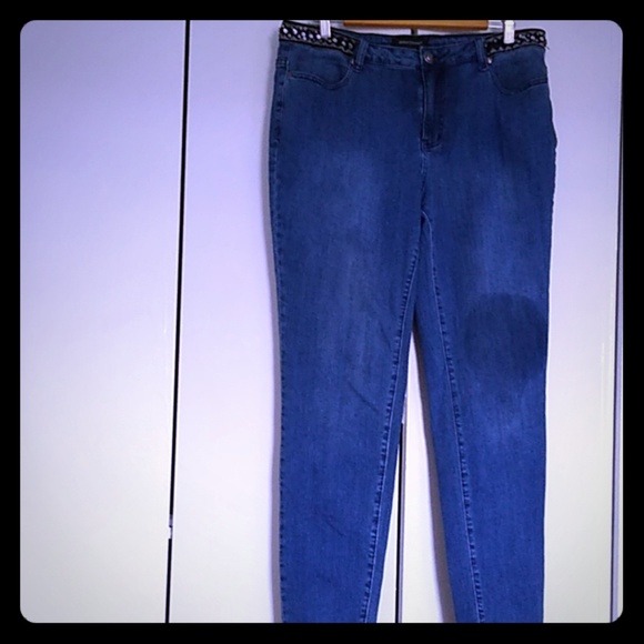 Jeans - Picture 1 of 1